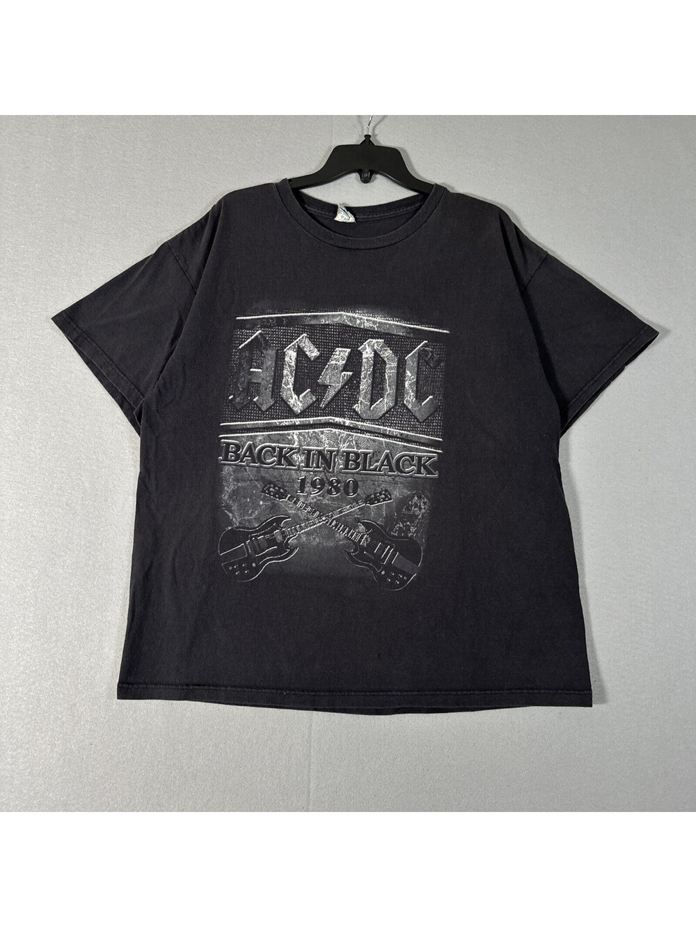 VTG AC/DC Back in Black Band Tee T Shirt XL? Graphic Print Y2K